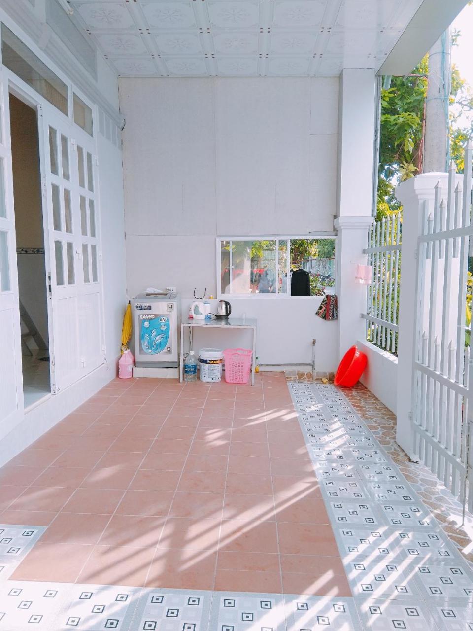 Nhà nghỉ Hạnh Minh Chi Khu Co Ong Exterior foto